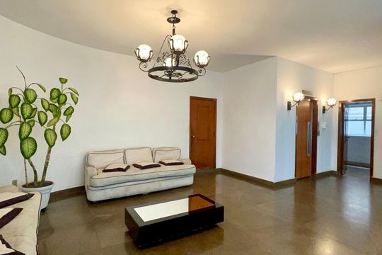 Hall de entrada de apartamento à venda com 4 quartos, 256m² em Paraíso, São Paulo