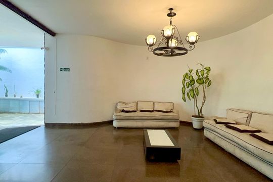 Hall de entrada de apartamento à venda com 4 quartos, 256m² em Paraíso, São Paulo