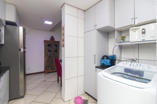 Cozinha de casa à venda com 3 quartos, 130m² em Vila Conceição, Porto Alegre