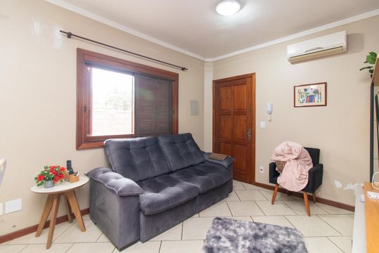 sala de casa à venda com 3 quartos, 130m² em Vila Conceição, Porto Alegre