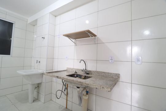 Cozinha de apartamento para alugar com 2 quartos, 50m² em Jardim Espanha, Uberlândia