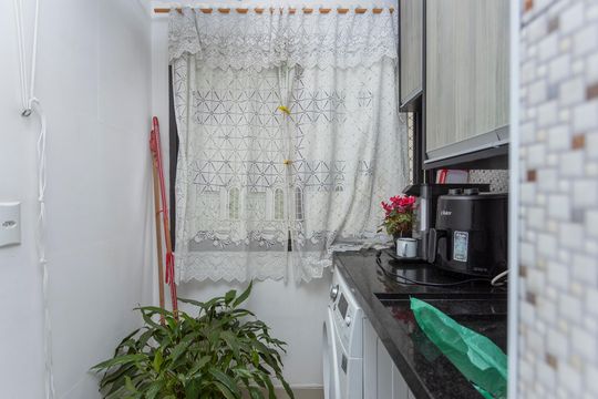 Área de Serviço de apartamento à venda com 3 quartos, 65m² em Jardim Neide, São Paulo