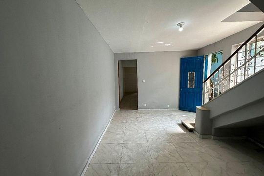 Casa à venda com 4 quartos, 205m² em Vila Leopoldina, São Paulo