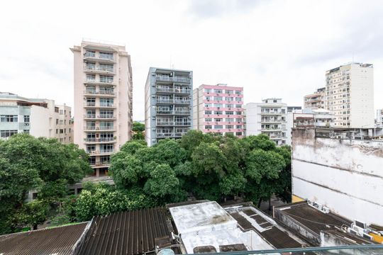 Vista de apartamento à venda com 2 quartos, 84m² em Tijuca, Rio de Janeiro