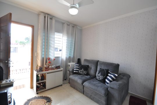 Sala de casa de condomínio à venda com 2 quartos, 40m² em Vila Gustavo, São Paulo