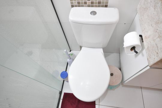 Banheiro de casa de condomínio à venda com 2 quartos, 40m² em Vila Gustavo, São Paulo