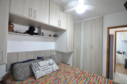Quarto 1 de casa de condomínio à venda com 2 quartos, 40m² em Vila Gustavo, São Paulo