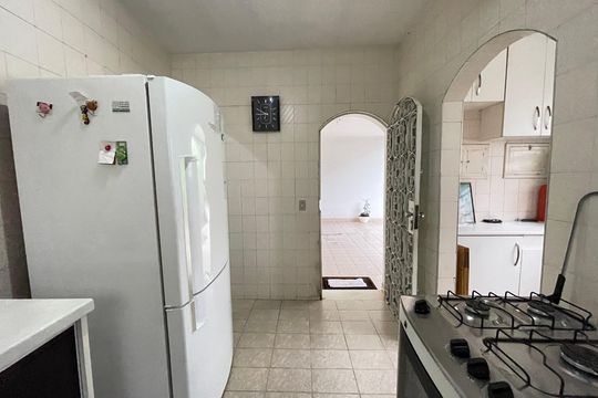 Cozinha de casa para alugar com 3 quartos, 917m² em Vila Indiana, São Paulo