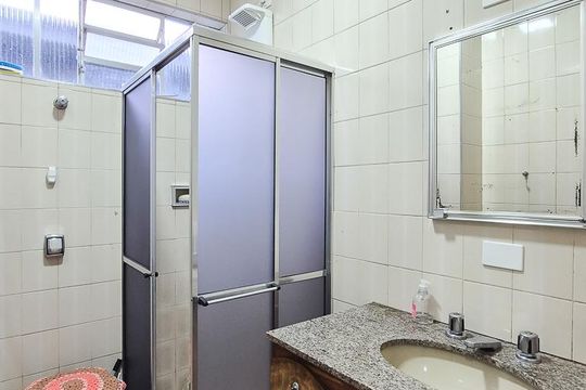 Banheiro Social de casa à venda com 2 quartos, 115m² em Santa Terezinha, São Bernardo do Campo