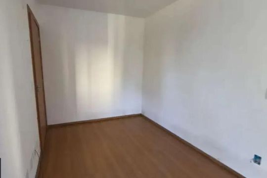 Quarto de apartamento à venda com 1 quarto, 45m² em Restinga, Porto Alegre