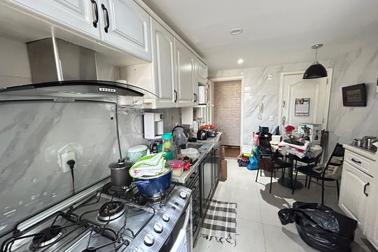 Cozinha de apartamento à venda com 2 quartos, 126m² em Vila Valqueire, Rio de Janeiro