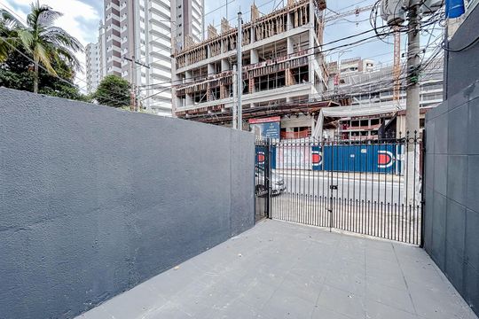 Garagem de casa para alugar com 5 quartos, 500m² em Tatuapé, São Paulo