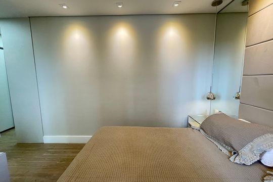 Suíte 1 de apartamento à venda com 3 quartos, 139m² em Jardim Arpoador, São Paulo