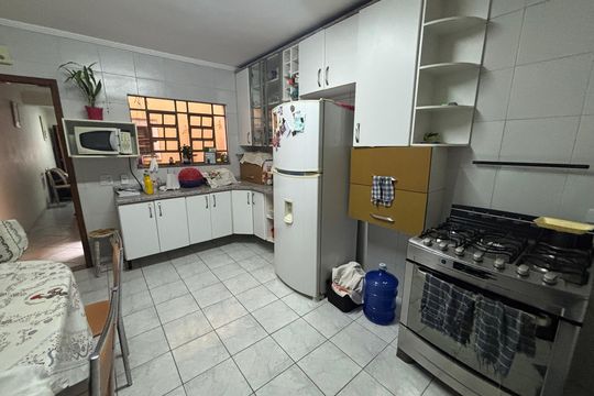 Cozinha de casa à venda com 3 quartos, 140m² em Jardim Santa Maria, São Paulo