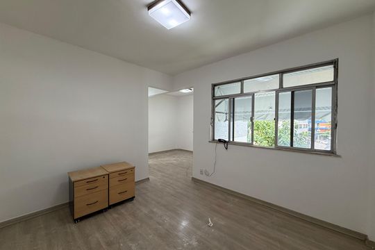 Sala de apartamento à venda com 2 quartos, 60m² em Jacarepaguá, Rio de Janeiro