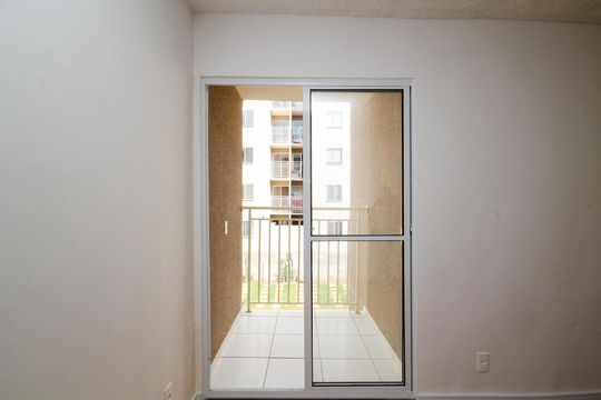 Varanda Sala de apartamento para alugar com 2 quartos, 46m² em Rio Cotia, Cotia