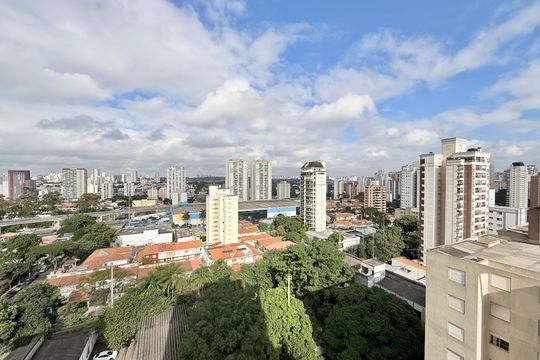 Vista de apartamento à venda com 2 quartos, 59m² em Campo Belo, São Paulo
