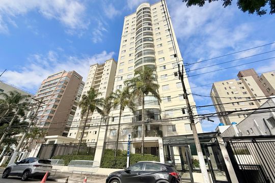 Fachada de apartamento à venda com 2 quartos, 59m² em Campo Belo, São Paulo