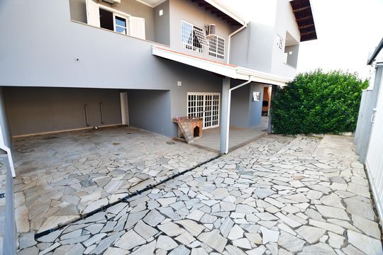 Garagem de casa à venda com 3 quartos, 240m² em Parque Imperador, Campinas