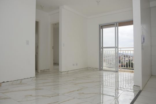Apartamento para alugar com 2 quartos, 54m² em Jardim Vitória, Embu das Artes