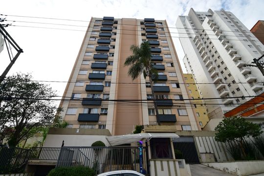 Fachada do Prédio de apartamento para alugar com 1 quarto, 54m² em Centro, Campinas