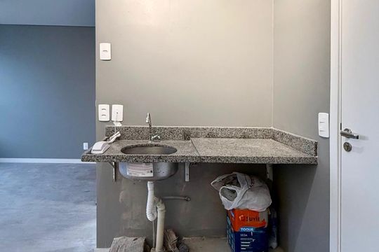 Kitnet/Studio à venda com 1 quarto, 28m² em Butantã, São Paulo