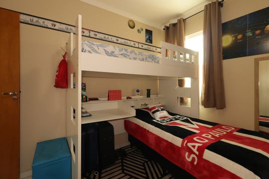 Suíte 1 de casa à venda com 4 quartos, 1000m² em Vila Cecilia Maria, Santo André