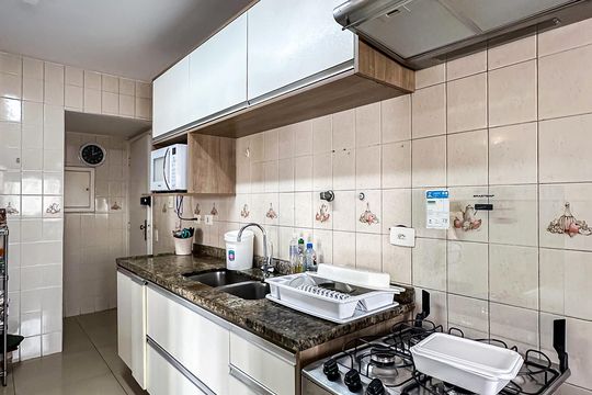 Cozinha de apartamento à venda com 3 quartos, 115m² em Jardim Analia Franco, São Paulo