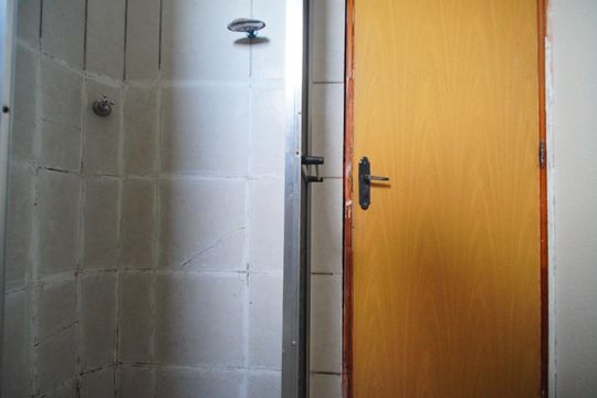 Banheiro de apartamento para alugar com 2 quartos, 48m² em Lomba da Palmeira, Sapucaia do Sul