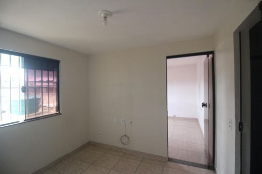 Apartamento para alugar com 1 quarto, 38m² em Santos Dumont, Nilópolis