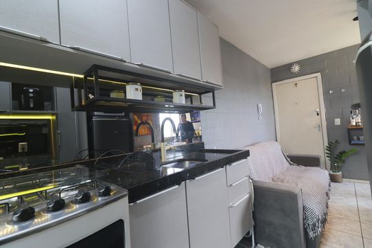 Cozinha de apartamento para alugar com 2 quartos, 42m² em Liberdade, Novo Hamburgo