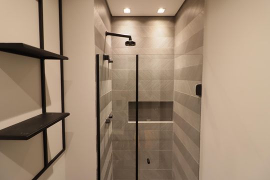 Banheiro da Suíte 2 de apartamento para alugar com 2 quartos, 173m² em Vila Yara, Osasco