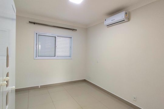 Casa de Condomínio para alugar com 4 quartos, 200m² em Parque Bom Retiro, Paulínia