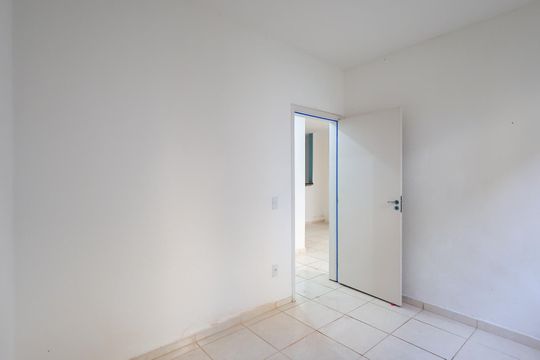 Quarto 2 de casa de condomínio para alugar com 2 quartos, 56m² em Condominio Vic Pisa, Indaiatuba