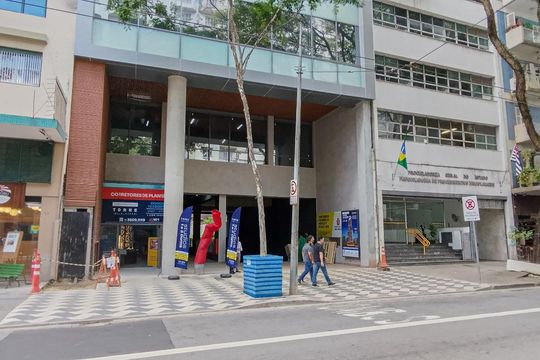 Fachada de kitnet/studio para alugar com 1 quarto, 25m² em Bela Vista, São Paulo