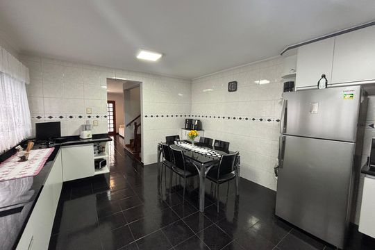 Cozinha de casa à venda com 3 quartos, 280m² em Cidade Patriarca, São Paulo