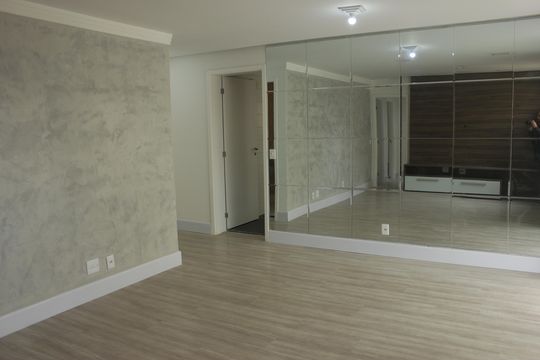Sala de apartamento à venda com 4 quartos, 116m² em Vila Santo Antonio, Guarulhos