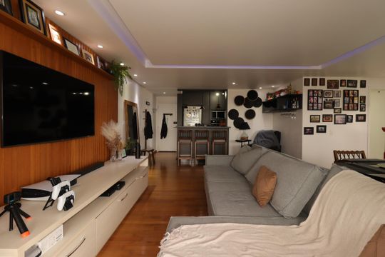 Sala de apartamento à venda com 2 quartos, 94m² em Vila Valparaíso, Santo André