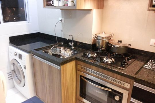 Cozinha de apartamento para alugar com 2 quartos, 45m² em Loteamento Villa Branca, Jacareí