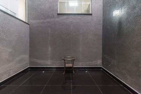 Sala de casa para alugar com 5 quartos, 400m² em Vila Oliveira, Mogi das Cruzes