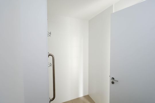 Banheiro de kitnet/studio à venda com 1 quarto, 23m² em Vila Mariana, São Paulo