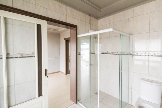 Apartamento de casa de condomínio para alugar com 3 quartos, 280m² em Sítio Tunel Verde, Cachoeirinha