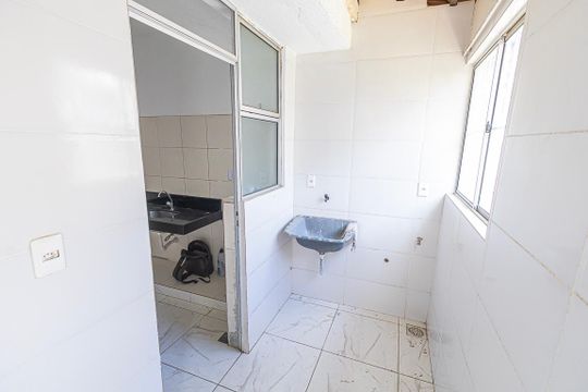 Area de serviço de casa de condomínio à venda com 2 quartos, 80m² em São Benedito, Belo Horizonte