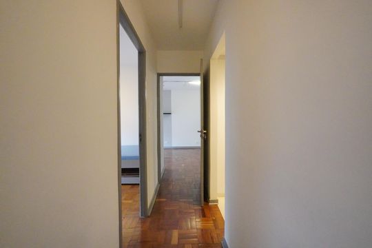 Corredor de apartamento à venda com 3 quartos, 127m² em Paraíso, São Paulo