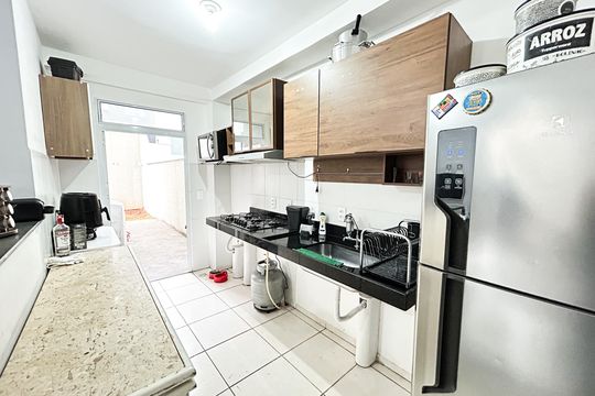 Apartamento à venda com 3 quartos, 82m² em Colonial, Contagem