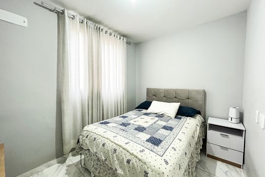 Apartamento à venda com 3 quartos, 82m² em Colonial, Contagem