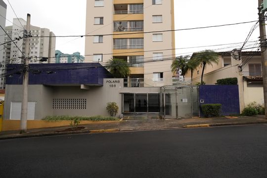 Fachada do Prédio de apartamento à venda com 2 quartos, 68m² em Vila Gilda, Santo André