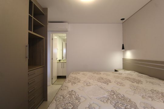 Quarto Suíte de apartamento para alugar com 1 quarto, 54m² em Vila Nova Conceição, São Paulo