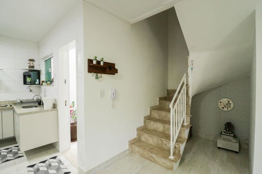 Sala de casa de condomínio à venda com 3 quartos, 155m² em Vila Guaca, São Paulo