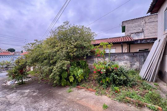 Garagem de casa à venda com 3 quartos, 400m² em Vila Palmeiras, São Paulo